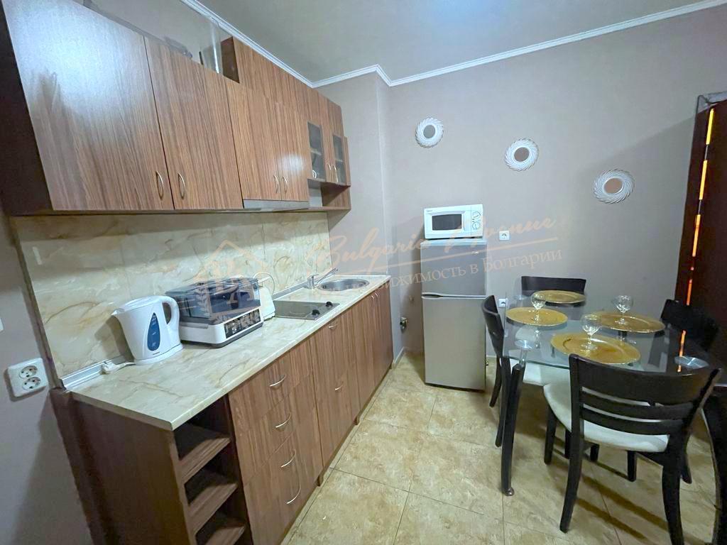 Двухкомнатный апартамент в комплексе «Аполлон-3», курортный поселок Равда