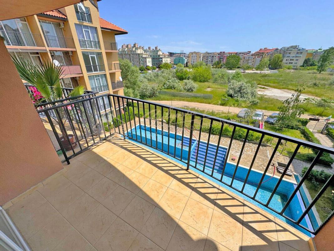 Двухкомнатная квартира в комплексе Sunny View South, Солнечный берег, 2 террасы
