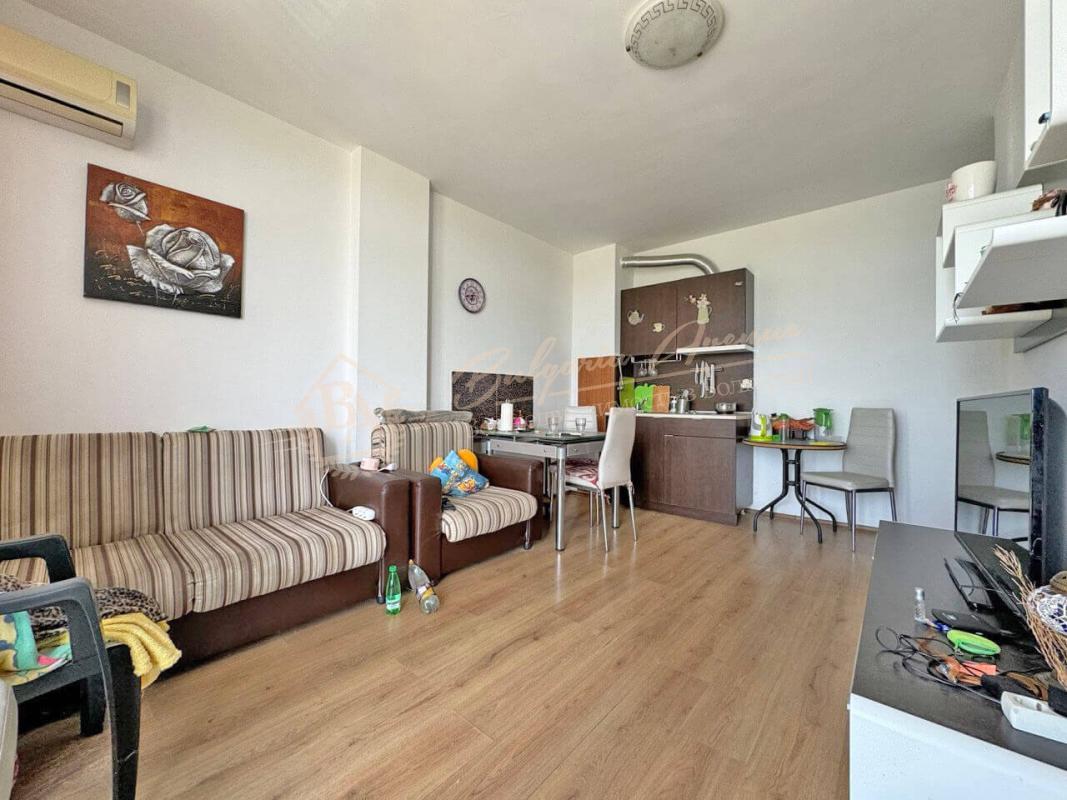 Two-Bedroom Apartment in Sunny View South Complex, Sunny Beach, 2 Terraces