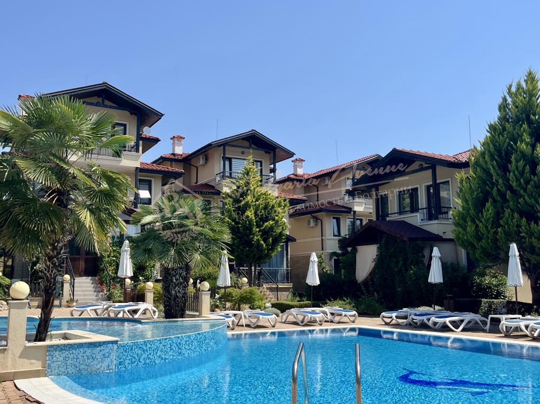 Four-storey villa with panoramic sea views in the village of Kosharitsa