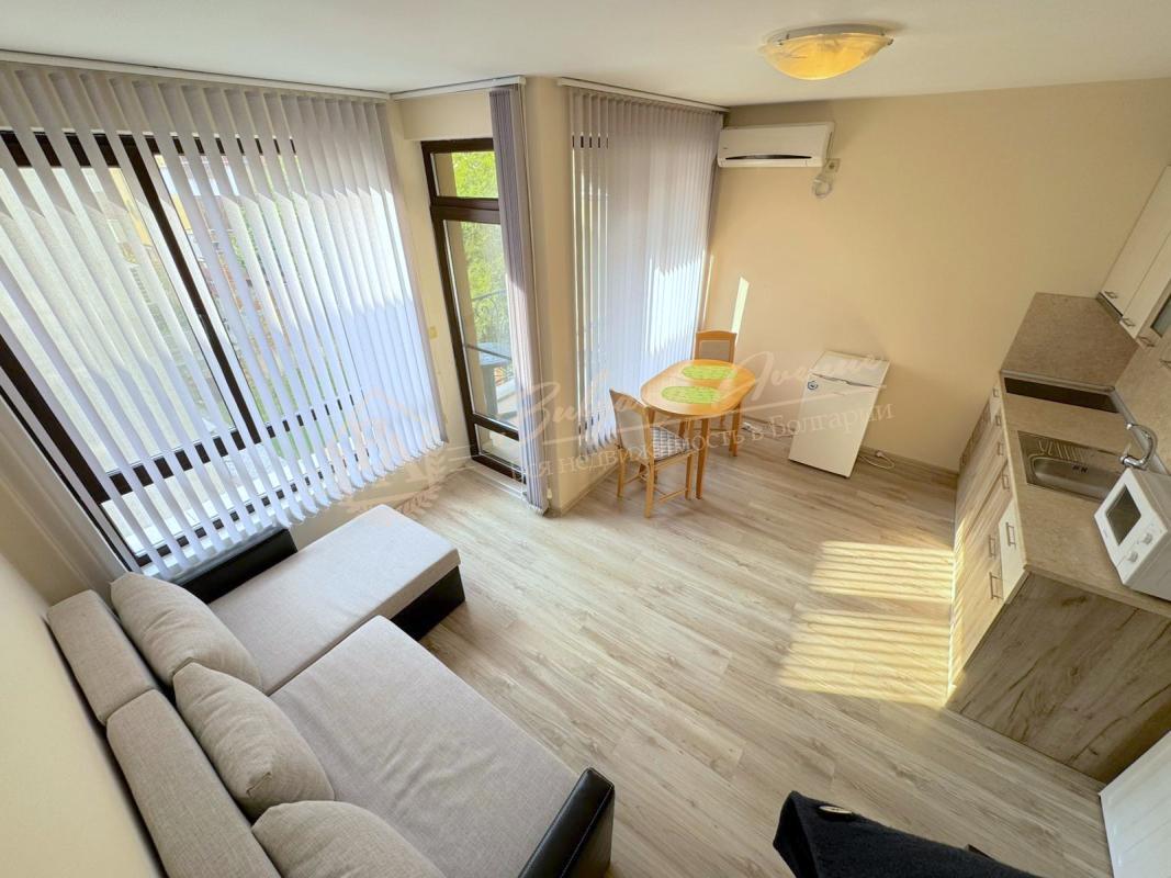 Studio in a residential building without a maintenance fee. Dune view.