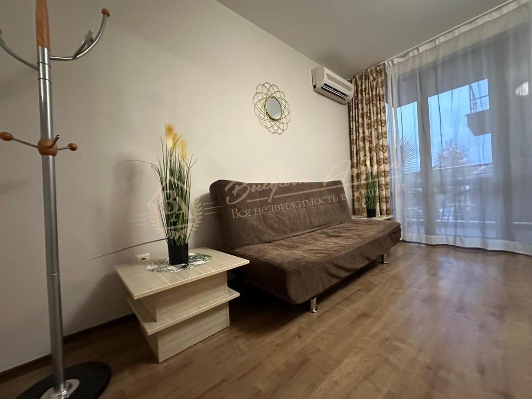 Two-Bedroom Apartment in Tarsis 3 Complex with Beautiful View of the Complex Territory