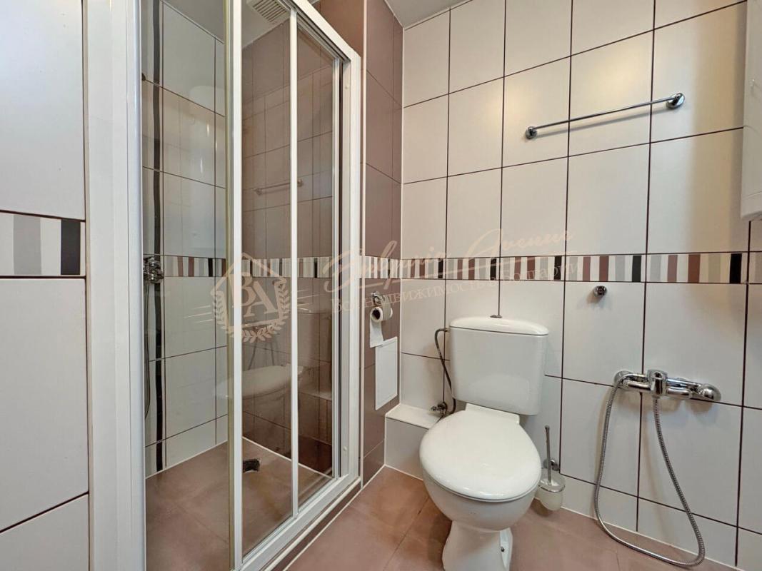 Меблированный апартамент с 4 спальнями в комплексе Villmar Beach Pomorie, вид на море