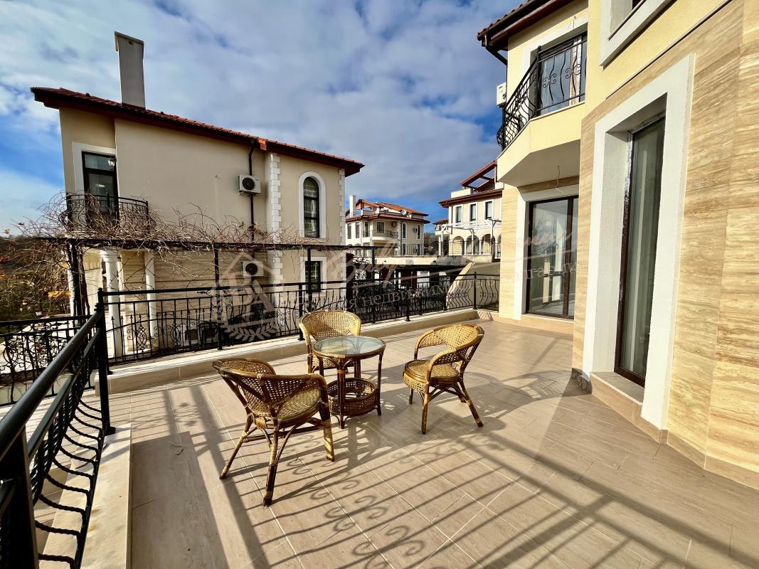 Spacious house with panoramic sea view in Sveti Vlas
