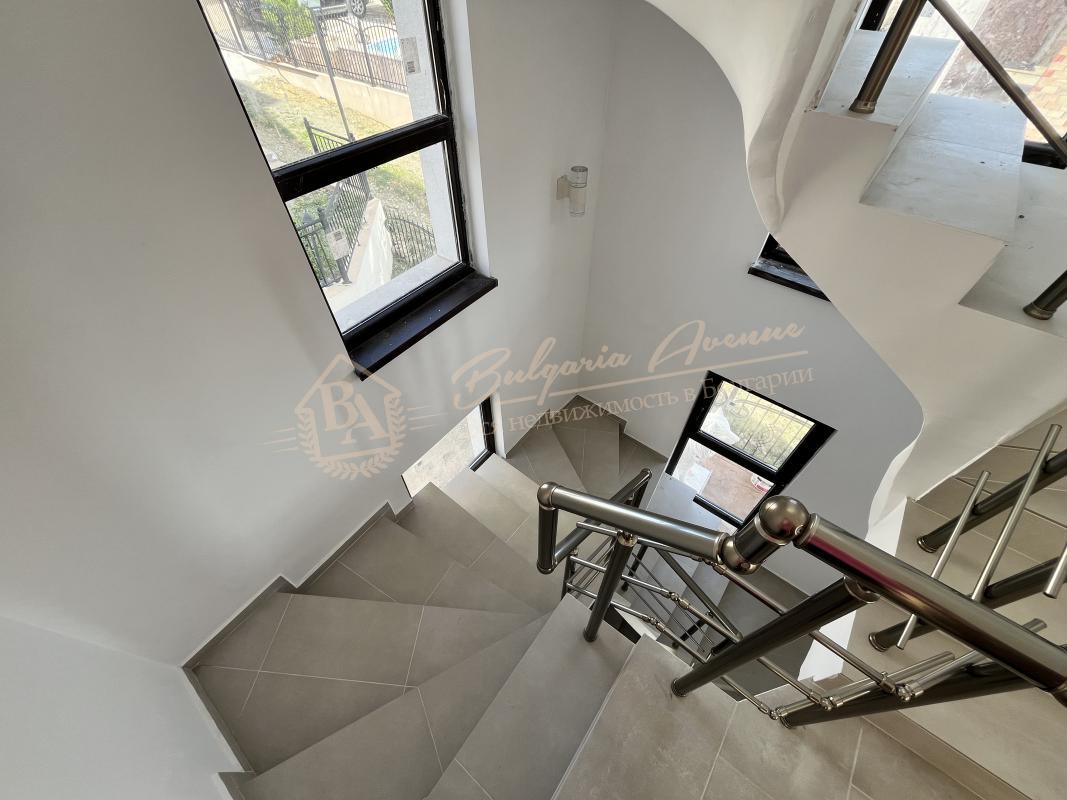 Spacious house with panoramic sea view in Sveti Vlas