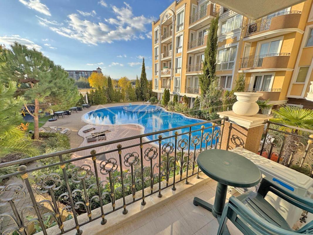 Three-Bedroom Apartment in Messembria Resort Complex, Sunny Beach