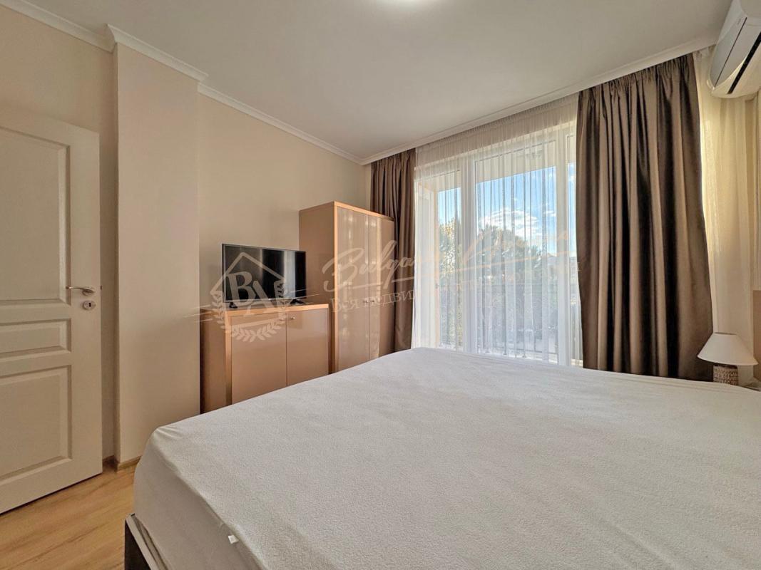 Three-Bedroom Apartment in Messembria Resort Complex, Sunny Beach