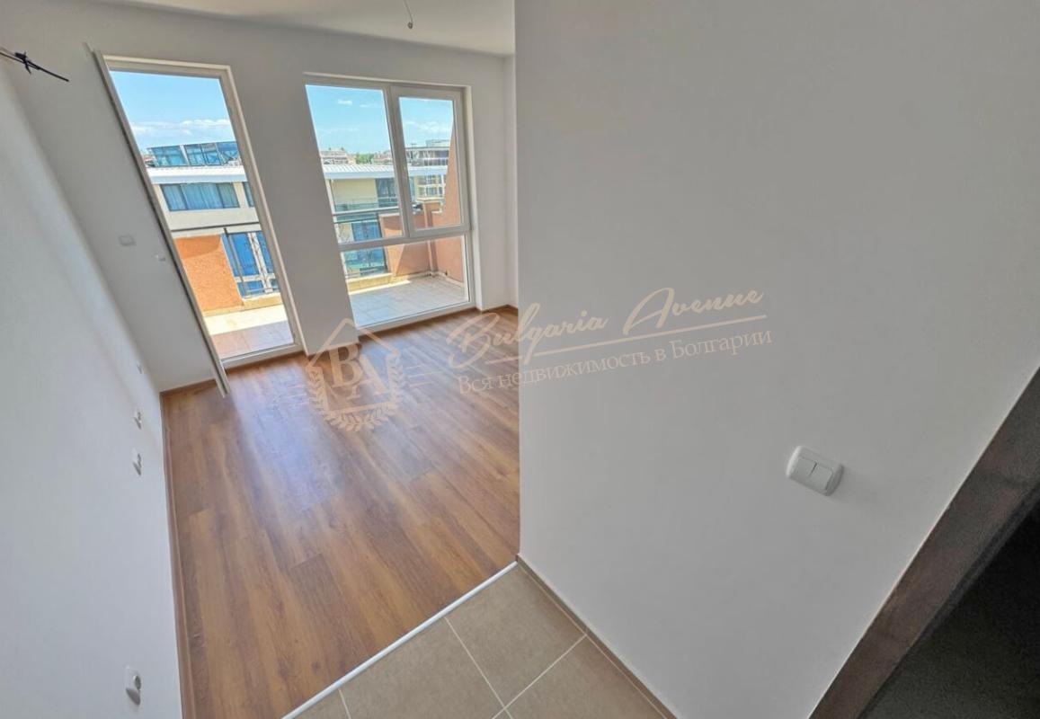 Новая студия без мебели в комплексе Casa Rossa, Солнечный берег