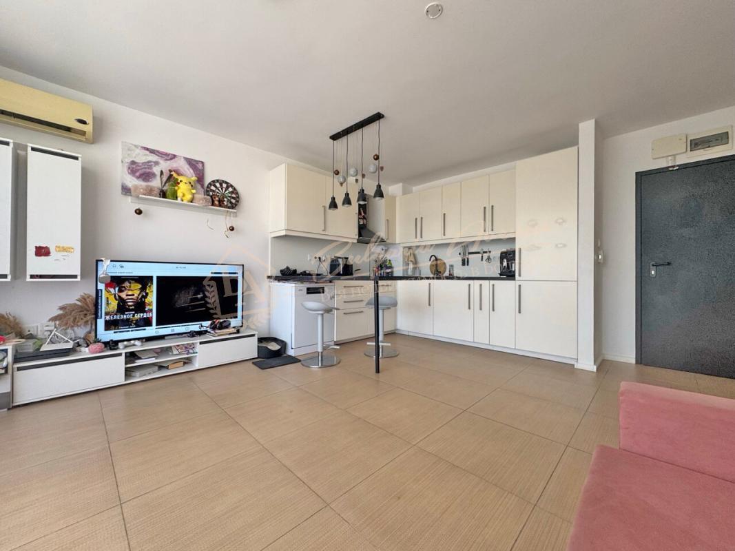 Bright cosy two-bedroom apartment in the Grand Kamelia complex, Sunny Beach
