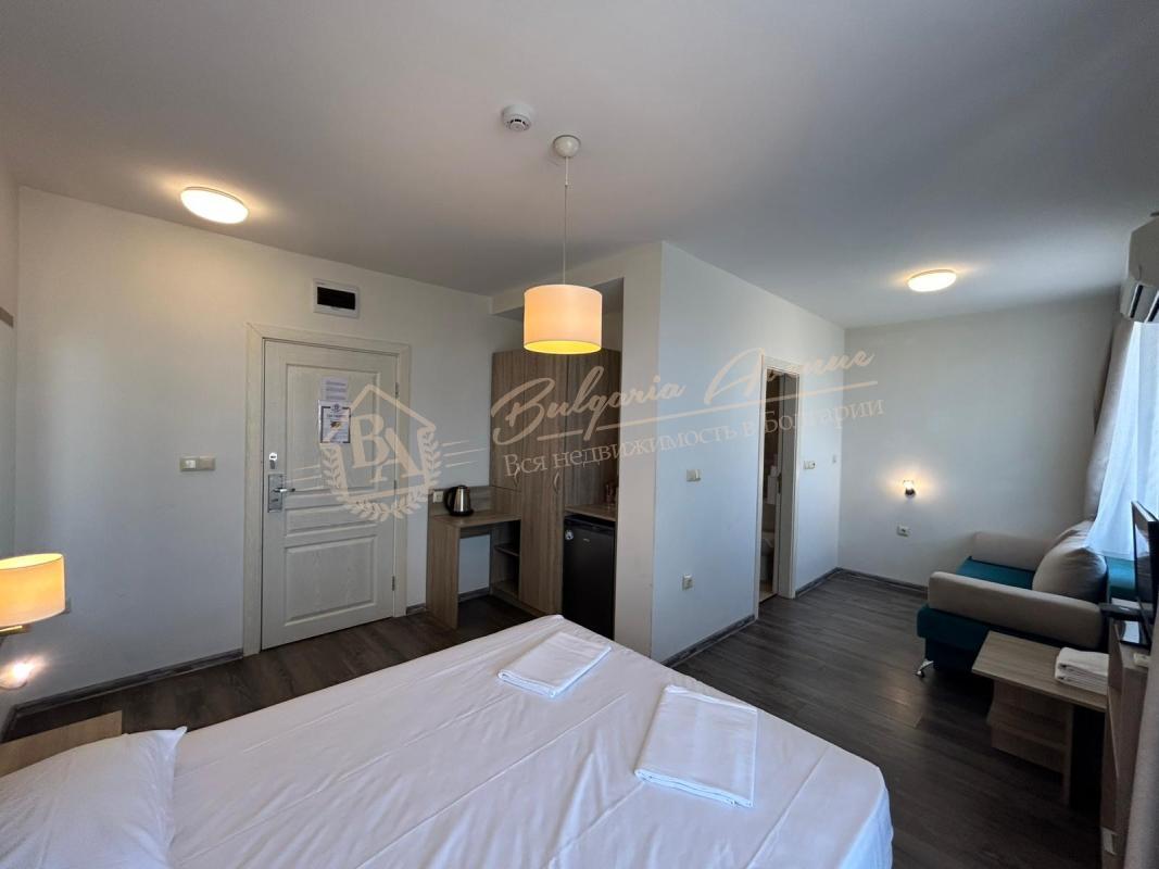 Studio in the Tarsis apart-hotel with a beautiful view of the complex grounds