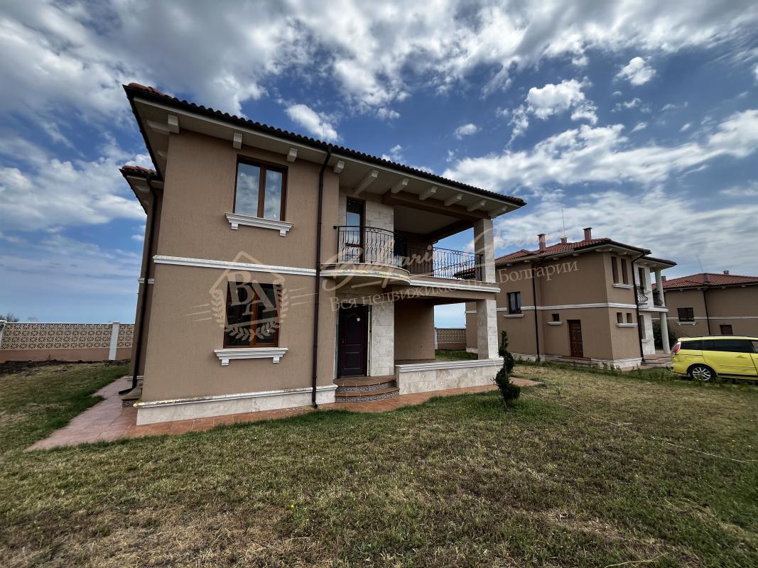 Spacious Grand house in Pomorie with the option to purchase with a mortgage or interest-free instalments for up to 2 years
