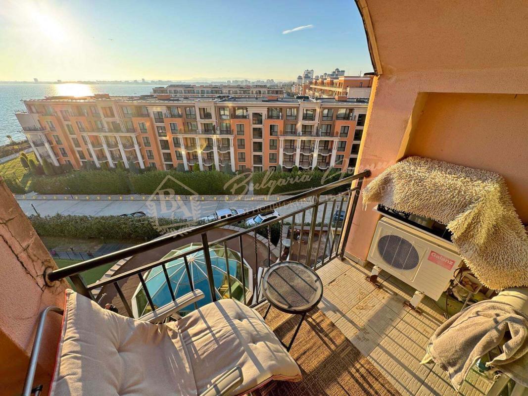 Sea View Studio in "Grand Hotel" Sveti Vlas - for sale