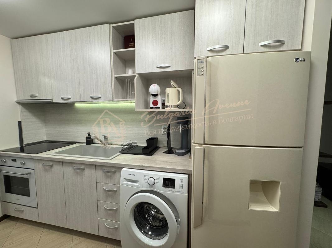 Three-bedroom apartment with private courtyard in the Tarsis Club complex
