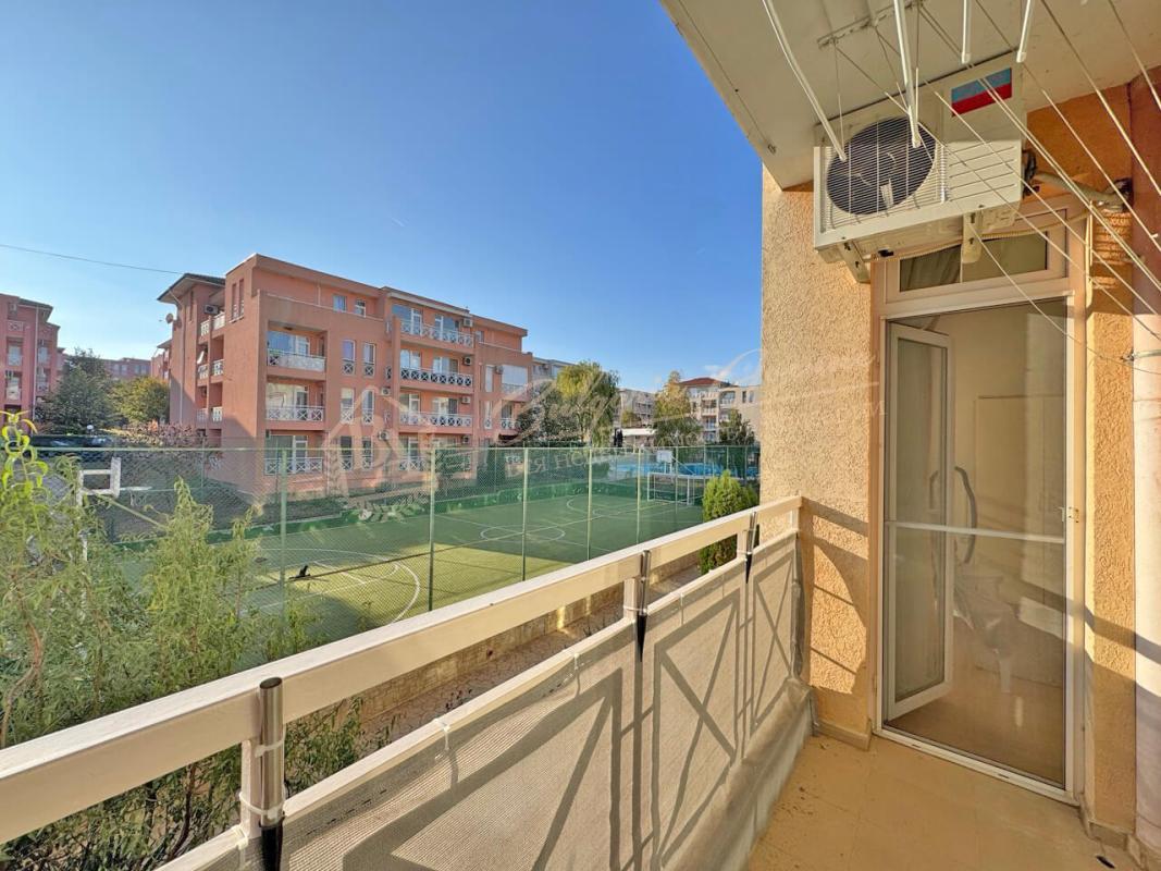 Bright two-bedroom apartment in the Sunny Day 6 complex, Sunny Beach