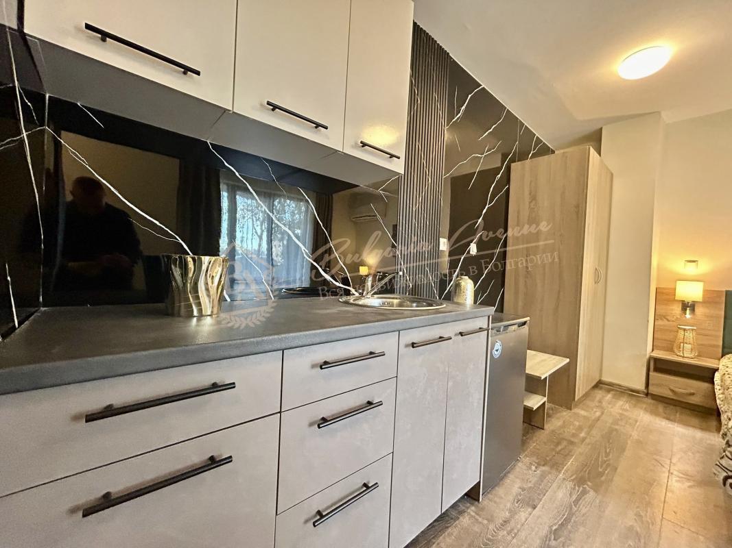 Spacious studio with private courtyard in the Tarsis complex in Sunny Beach