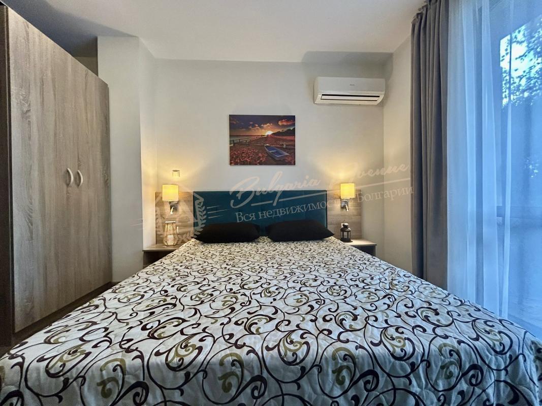 Spacious studio with private courtyard in the Tarsis complex in Sunny Beach