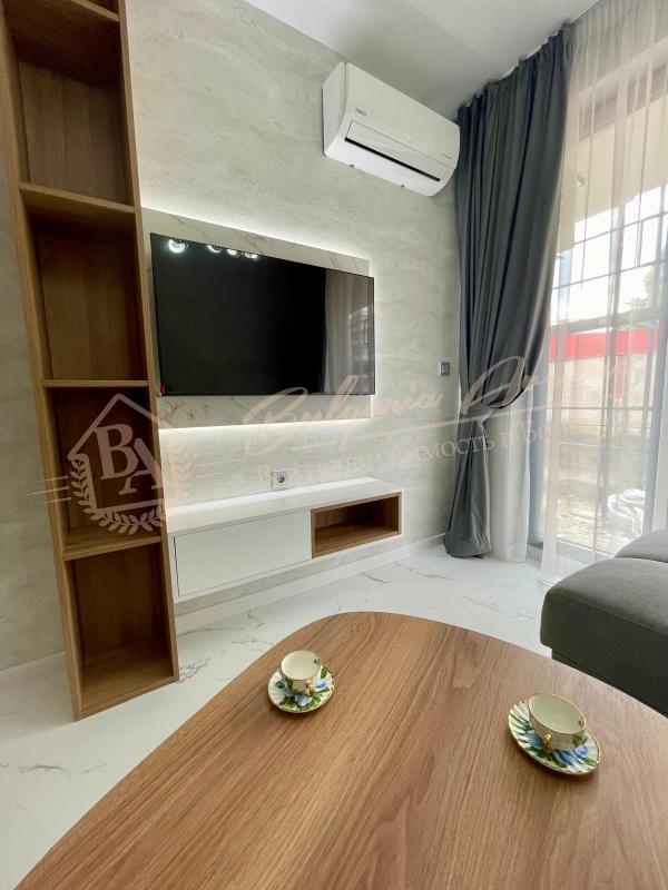 New three-bedroom apartment on the ground floor in a luxury complex in Sunny Beach.
