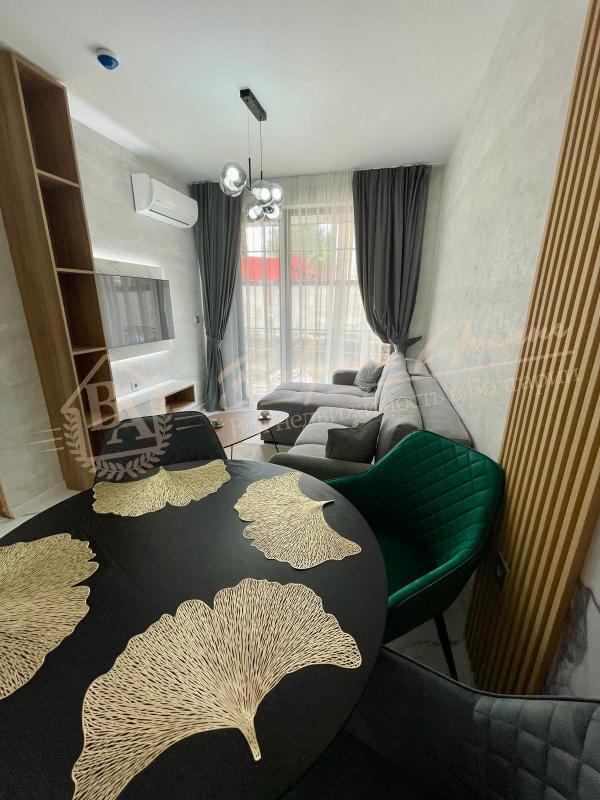 New three-bedroom apartment on the ground floor in a luxury complex in Sunny Beach.