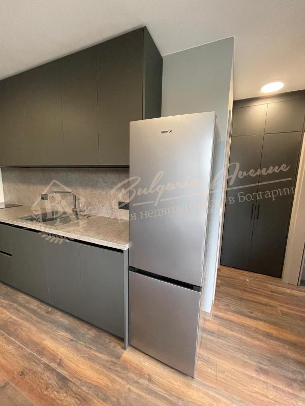 Two-bedroom apartment in a new building in Varna, Alen Mak district