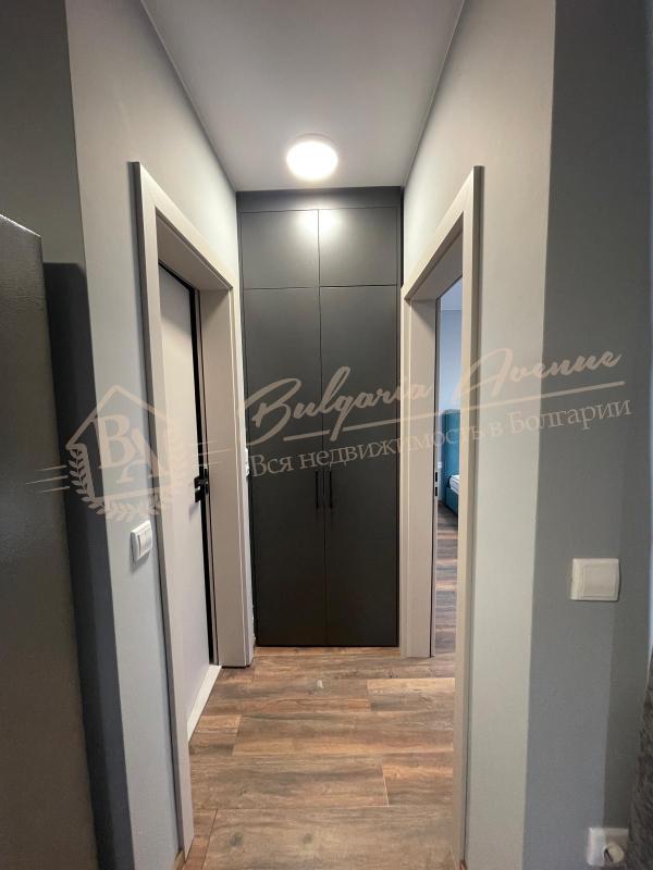 Two-bedroom apartment in a new building in Varna, Alen Mak district