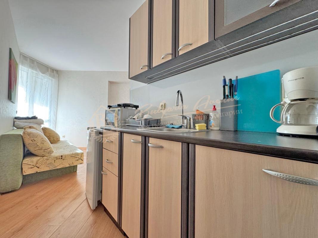 Two-bedroom apartment with sea view in the Rutland Bay complex, Ravda