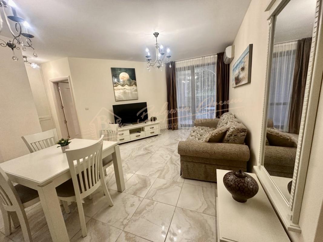 Elite two-bedroom apartment on the ground floor in the Artur complex, Sveti Vlas