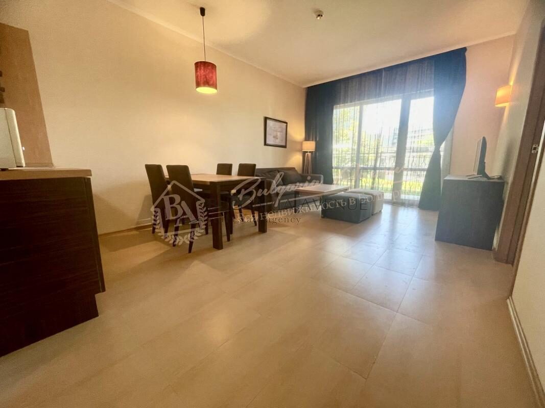 Двухкомнатная квартира в элитном комплексе Majestic Beach Resort - продажа