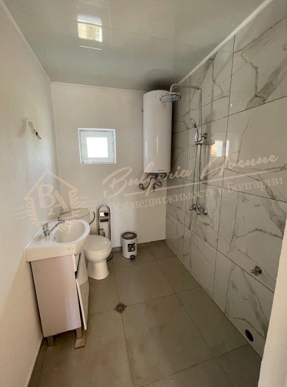 Fully Renovated House with 1200 m² Yard in the Village of Zmeevo, Dobrich Region