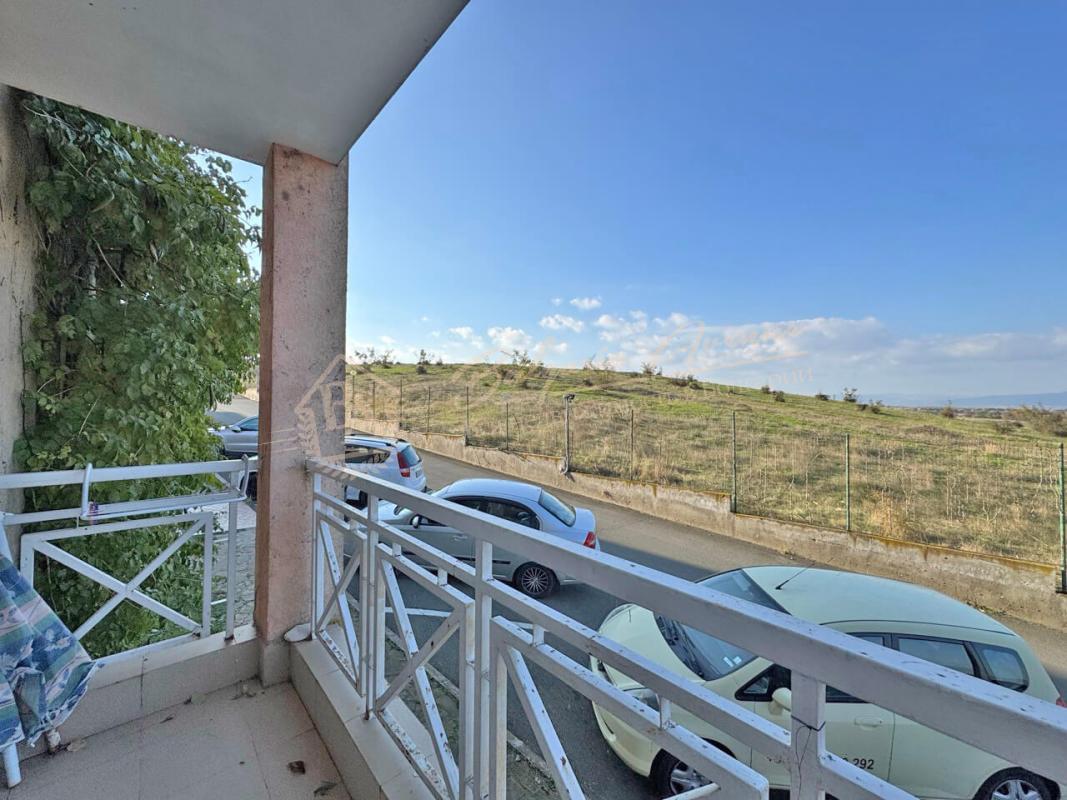 Beautiful three-bedroom apartment on the ground floor in the Sunny Day 6 complex, Sunny Beach