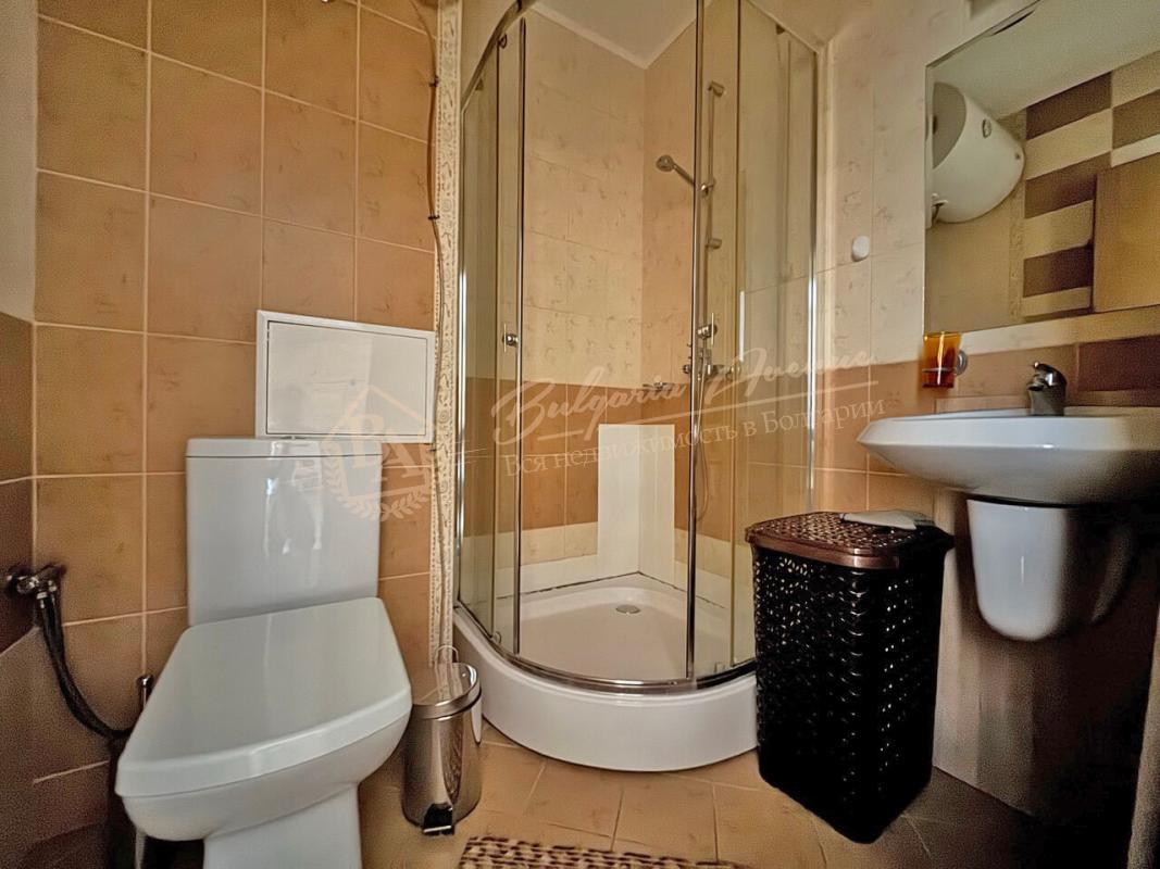 Удобная двухкомнатная квартира в комплексе Royal Sun, Солнечный берег