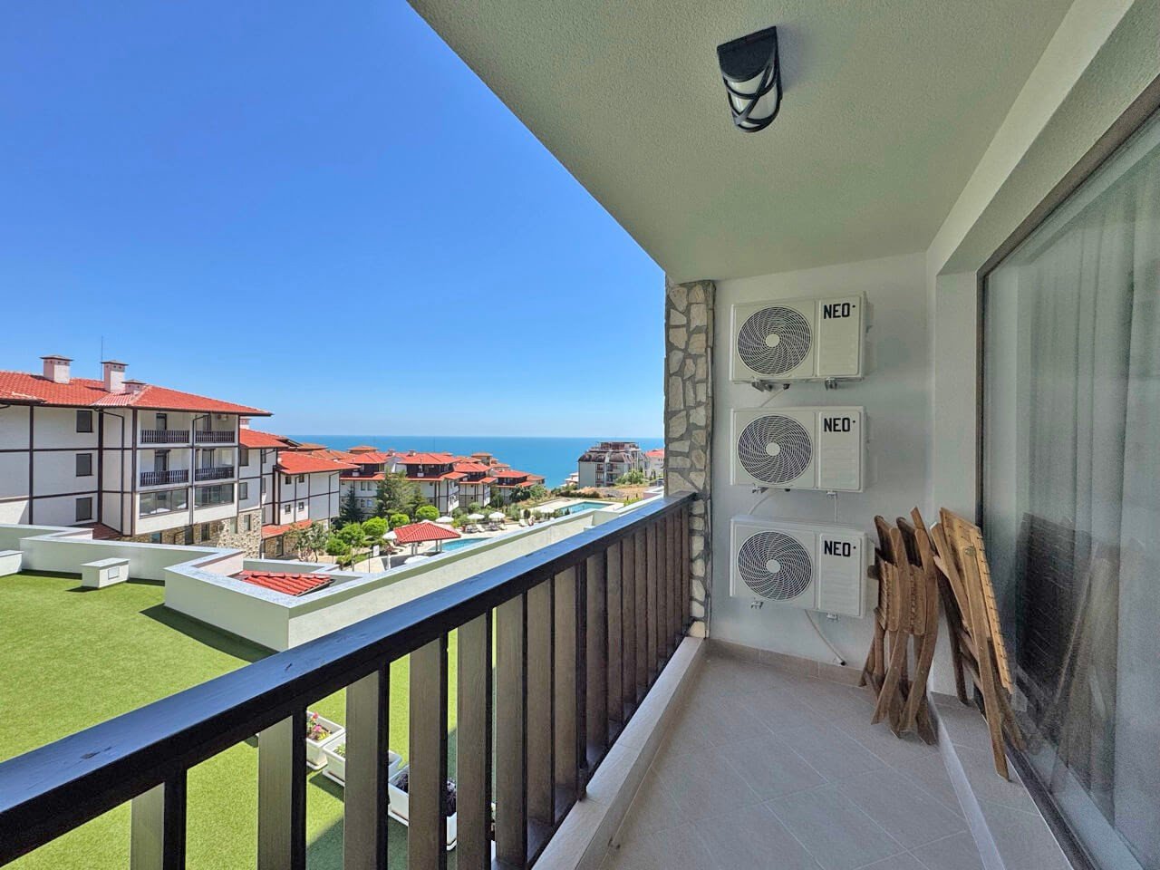 Three-Bedroom Apartment in Etara 4, Sveti Vlas, Sea View
